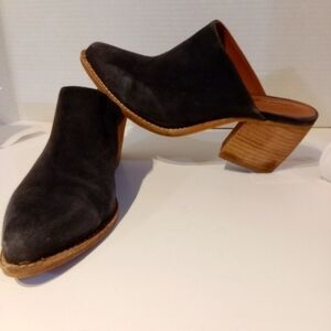 Jeffrey Campbell Black Mules with Wooden Heel‎